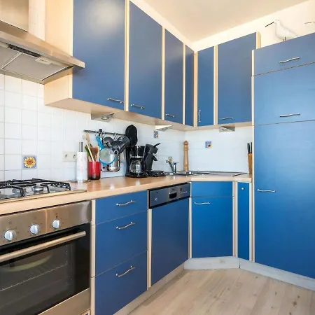 Apartment San Remo 501 Located On The Beach